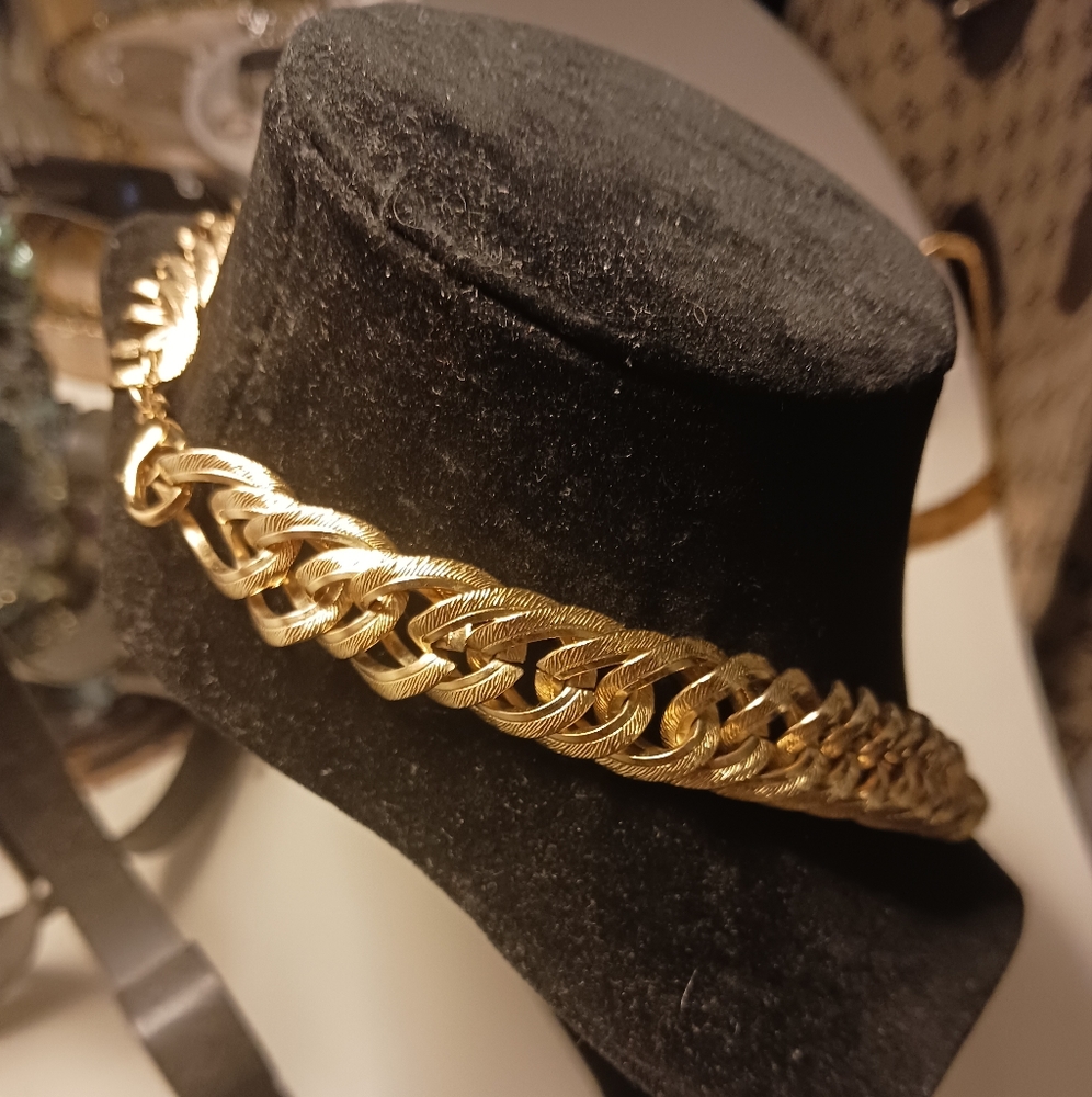 Beautiful THICK necklace - Picture 5 of 10